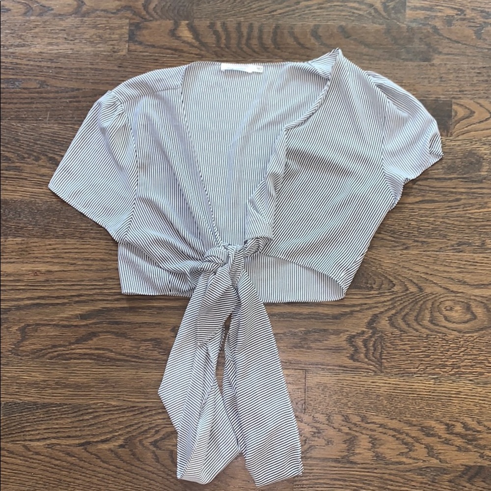 NEVER WORN silky multi-way tie top